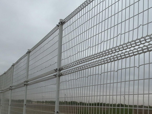 雙圈護(hù)欄網(wǎng) 雙圈護(hù)欄網(wǎng)