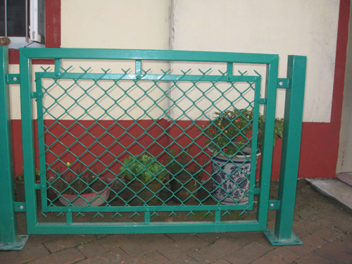 勾花護欄網(wǎng) 勾花護欄網(wǎng)